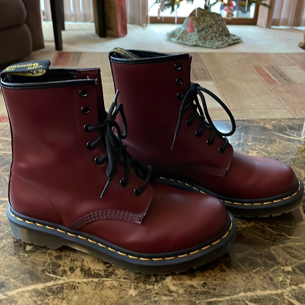 Dr Marten Boots, like new only wore them one time. Cherry Red/Burgundy size 8